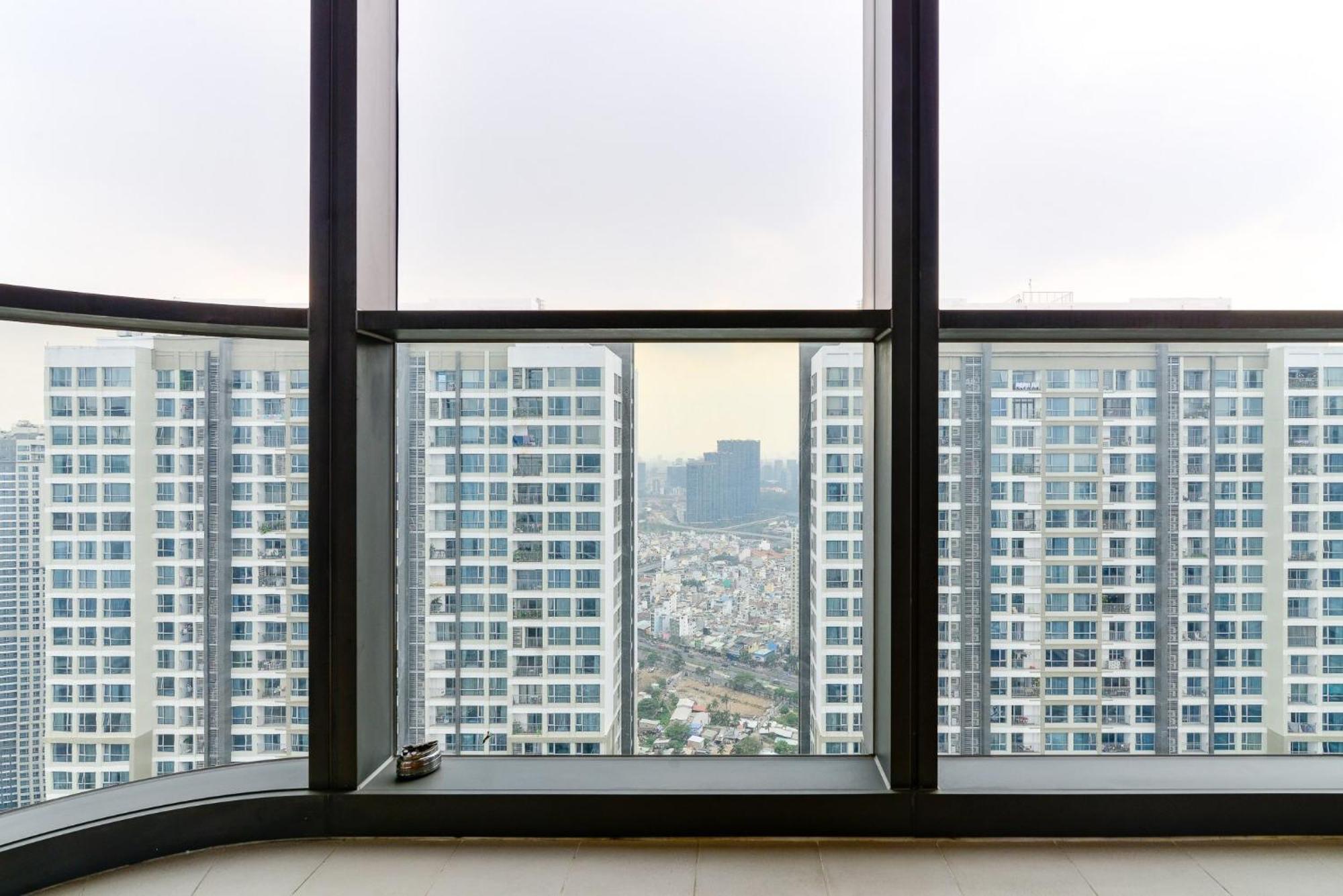 Landmark 81 & Vinhomes Urban *