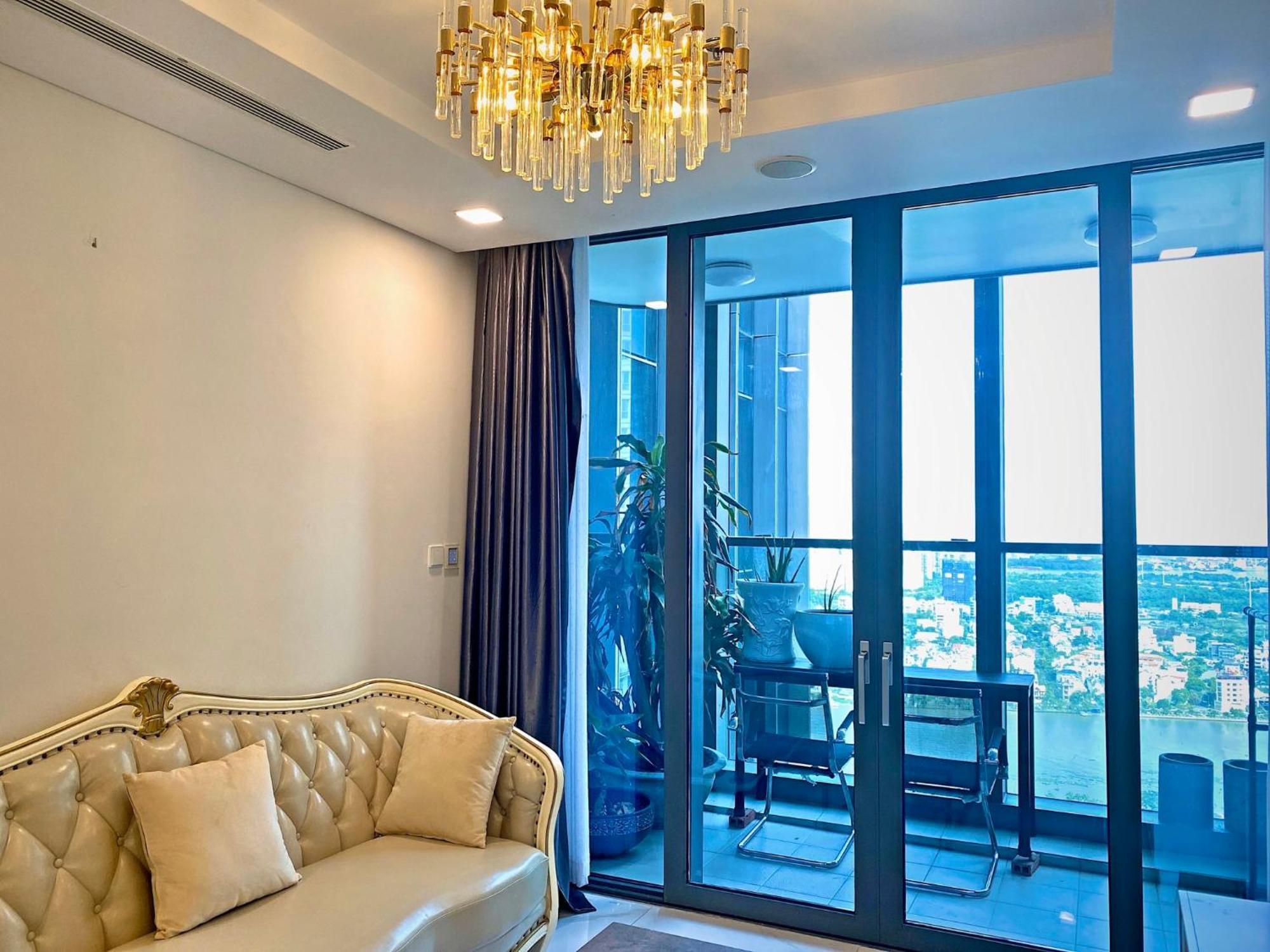 Landmark 81 & Vinhomes Urban *